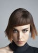 Corte tipo Bob corto con flequillo asimétrico por Matteo Susini, peluquero y educador italiano. De la colección Spotlight On.